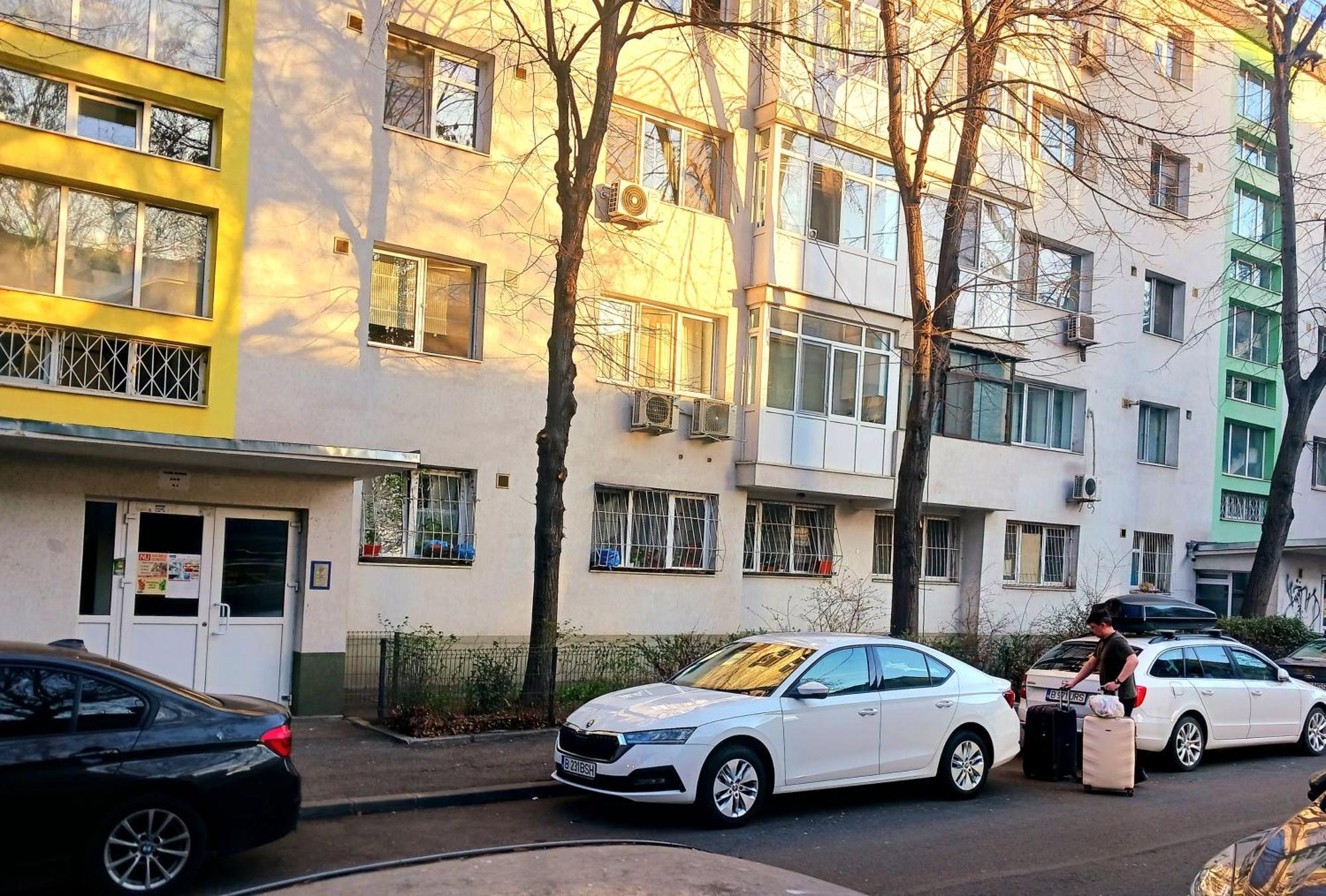 The House In The Park Bucharest Apartman Kültér fotó